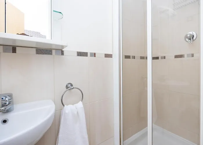 Errigal House, Eglington Road, Donnybrook, 4 -by Resify